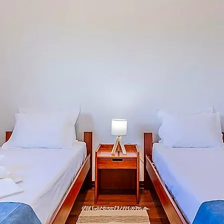Hostel Hi Foz Coa - De Juventude Vila Nova de Foz Coa